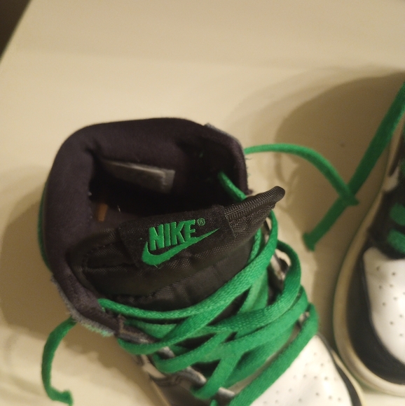 Jordan Retro High OG (Nike) Lucky Green Unisex Toddler Shoes - Picture 6 of 11